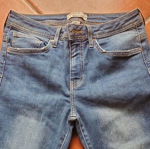 Forever 21 push up jeans for the booty 🍑